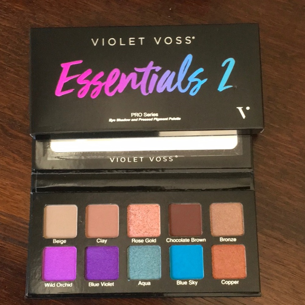 Essentials 2 Pro Series Palette